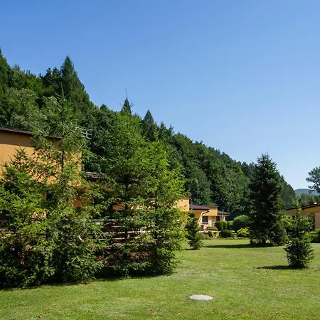 Θέρετρο Ponikiew *