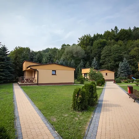 Θέρετρο Ponikiew *